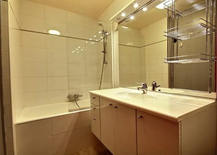 3 Pieces Avec Terrasse Et Acces Direct Aux Pistes - Fr-1-455-95