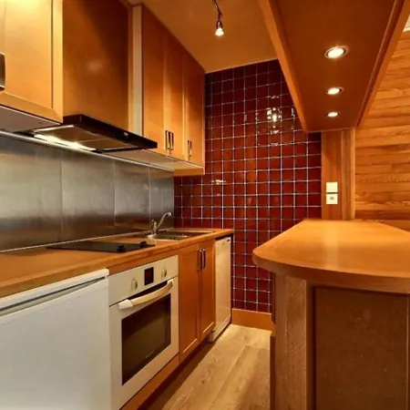 Appartamento 3 Pièces Avec Terrasse Et Accès Direct Aux Pistes - Fr-1-455-95